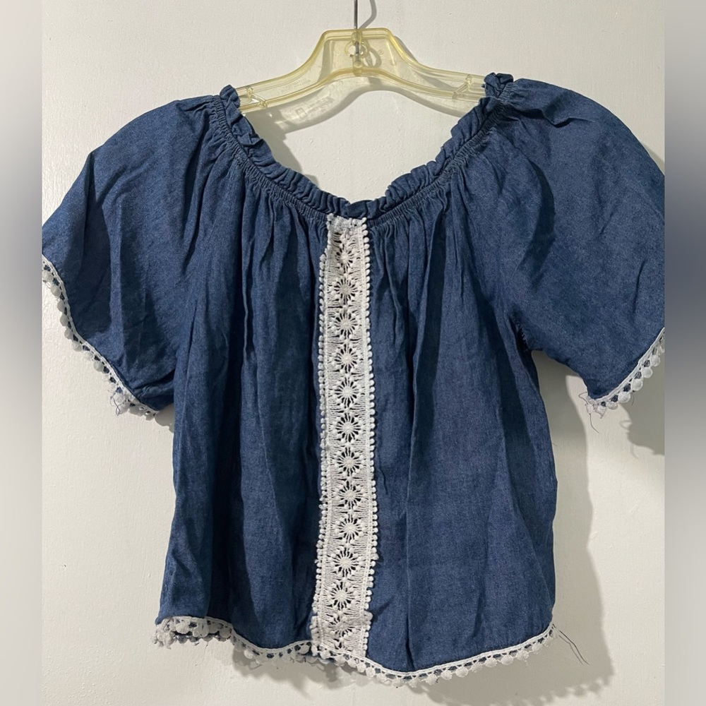Blue/ navy blouse.
